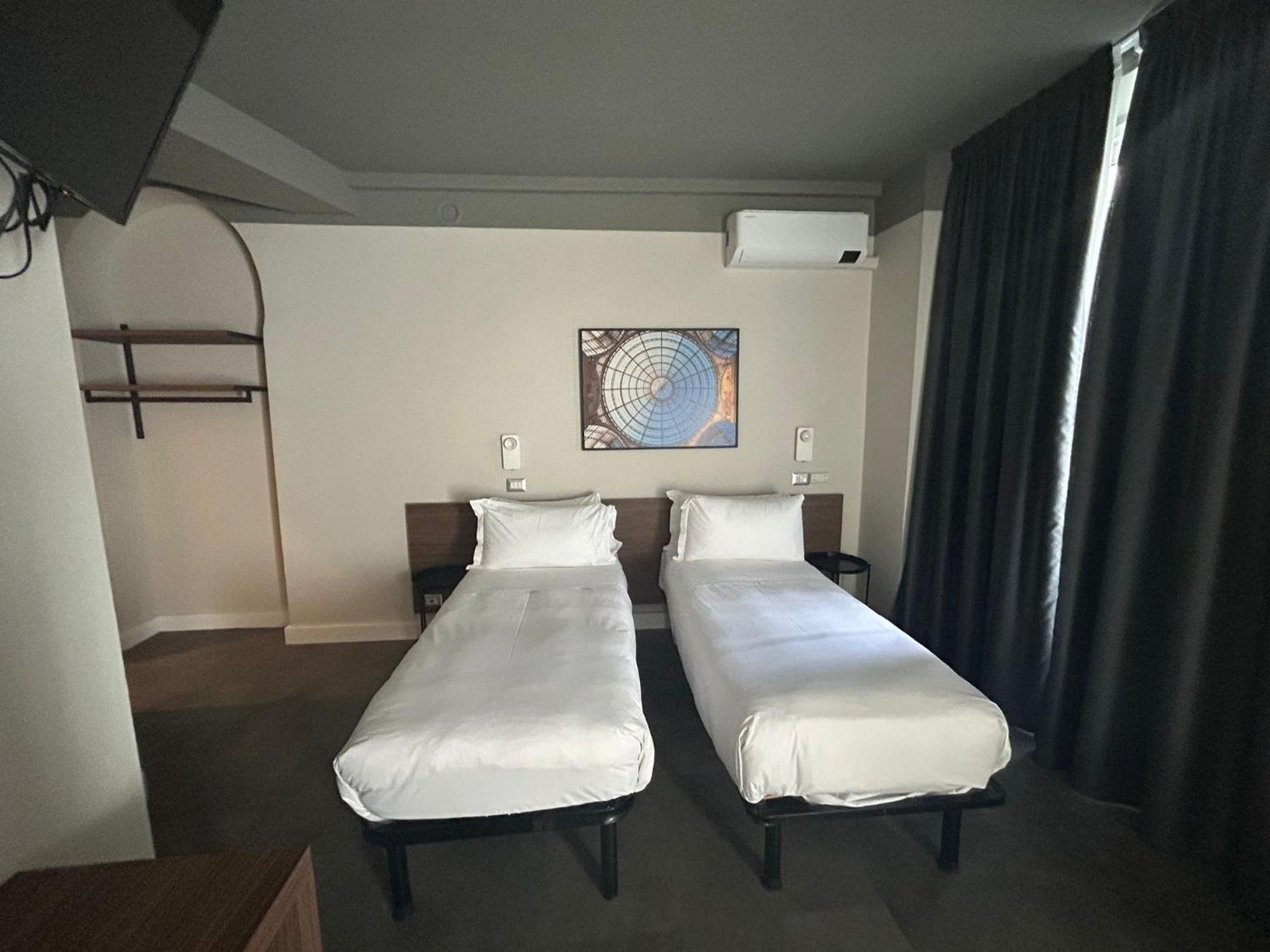 Hotel 22 Marzo Milaan Buitenkant foto