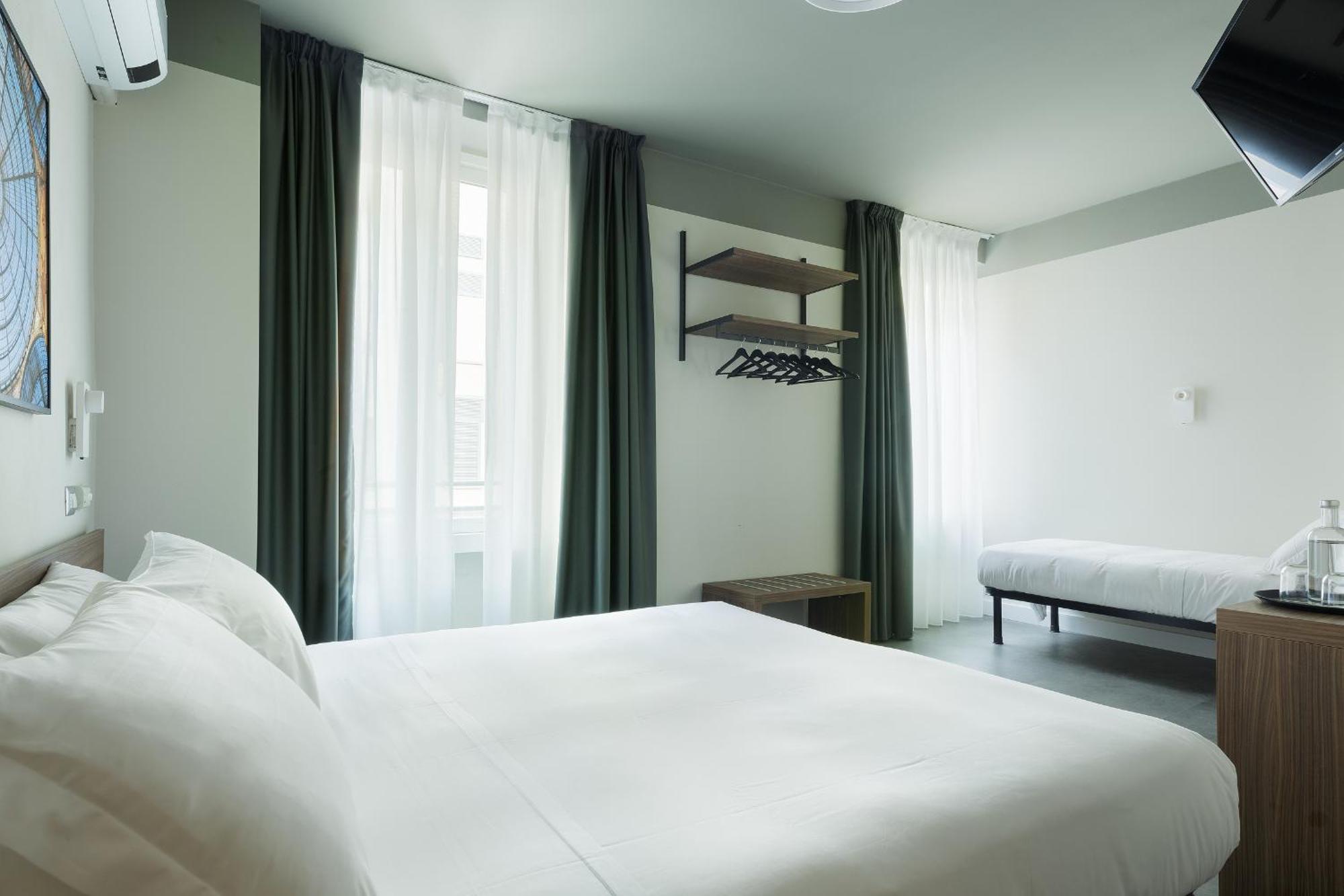 Hotel 22 Marzo Milaan Buitenkant foto